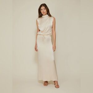 ✨ 🆕 Drop ❄️Ivory Cream Drawstring Stretch Waist Maxi Skirt S: L ✨ NWT